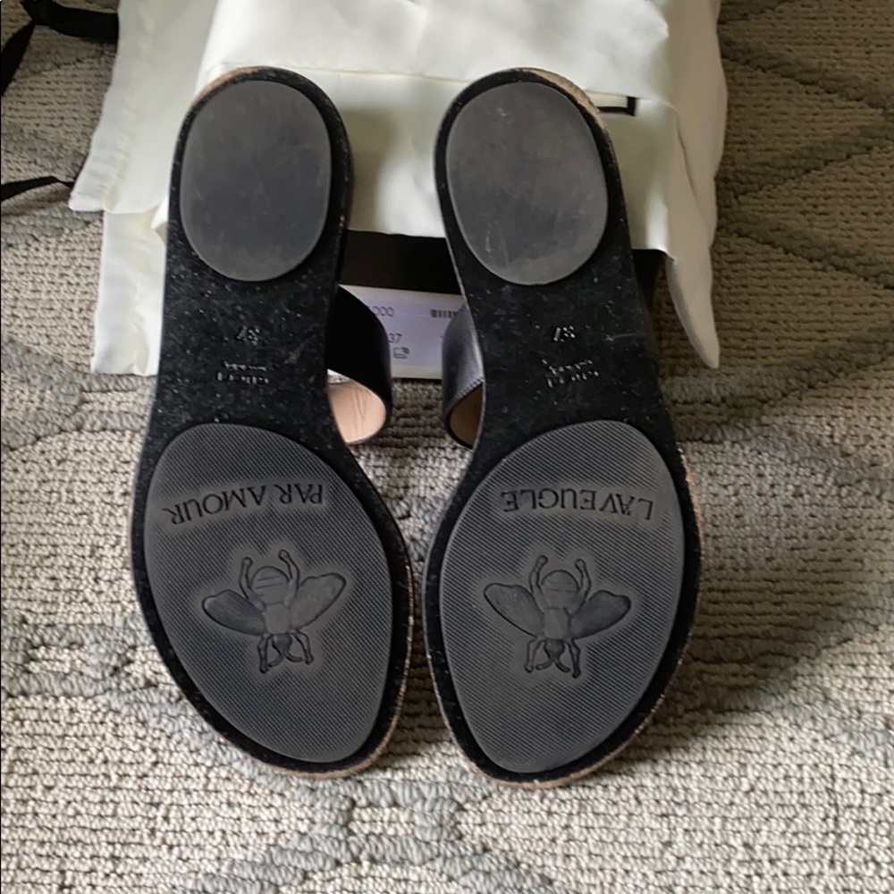 Gucci Black Leather GG Thong Sandals with Gold Double G - Picture 4 of 4